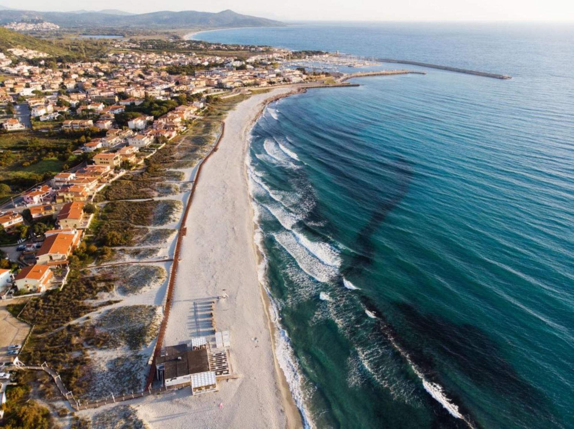 Corona'S Apartment- Fronte Spiaggia La Caletta Dış mekan fotoğraf